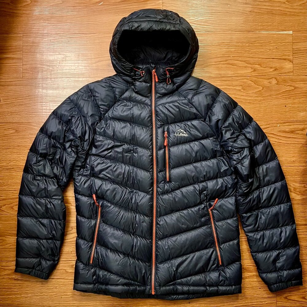 LL Bean Ultralight 850 Down Jacket – Men’s Medium – Excellent Condition